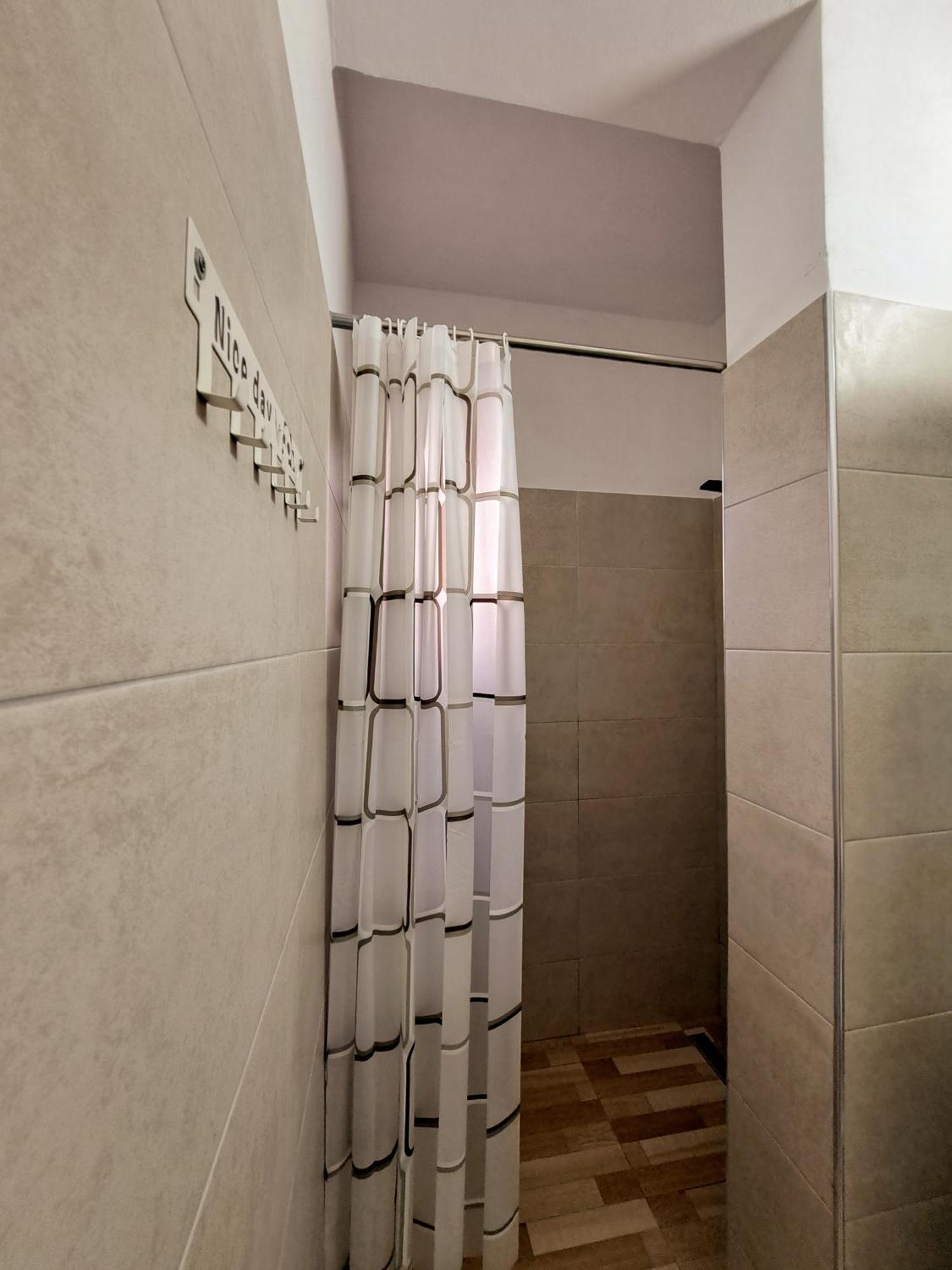 Troi Beach House Vlore Phòng bức ảnh